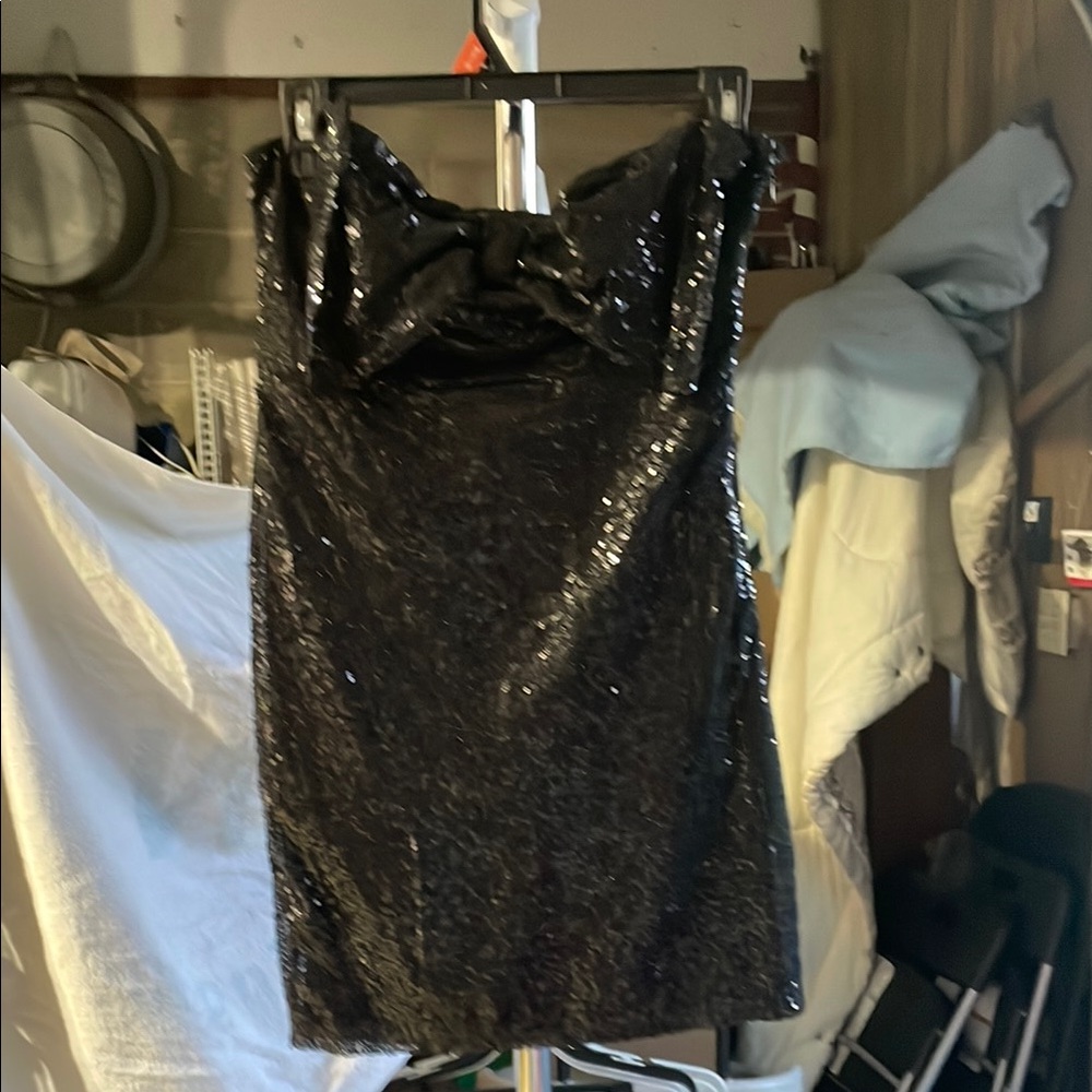 No Boundaries Elegant Black Sequin Attire
